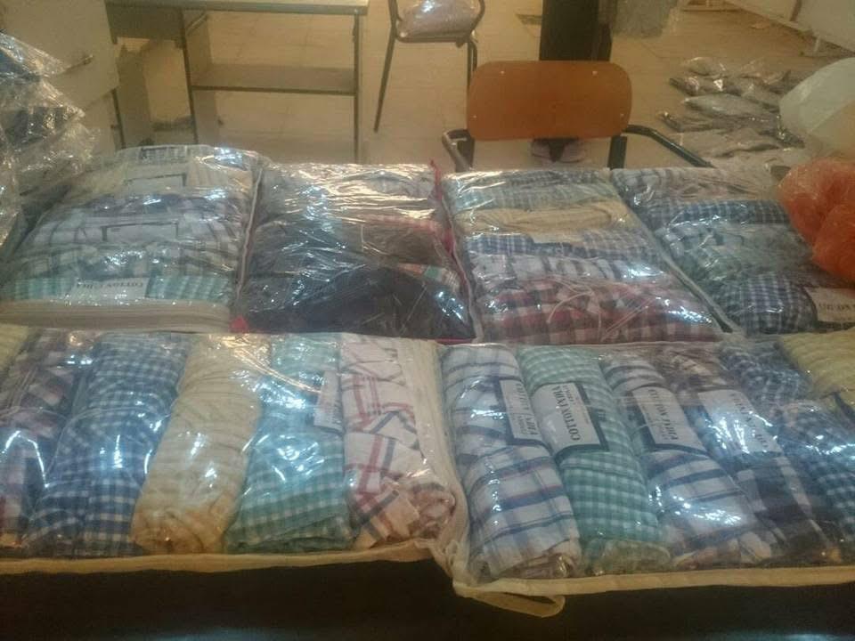 توزيع ملابس عيد الفطر